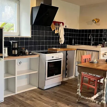 The Entire Flat On One Level